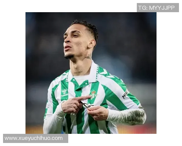 足球球星安东尼的全名及其背后的成长故事与职业生涯揭秘